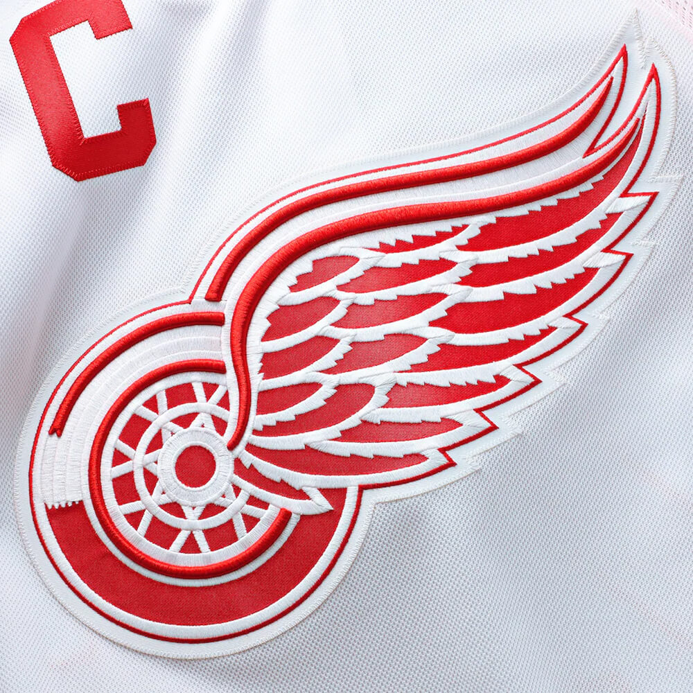 Steve Yzerman Authentic Pro Fanatics Jersey Size 54 (XL), New With Tags